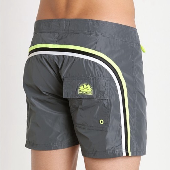 Sundek
Poly Stretch Swim Trunk Medium Grey - Picture 3 of 9